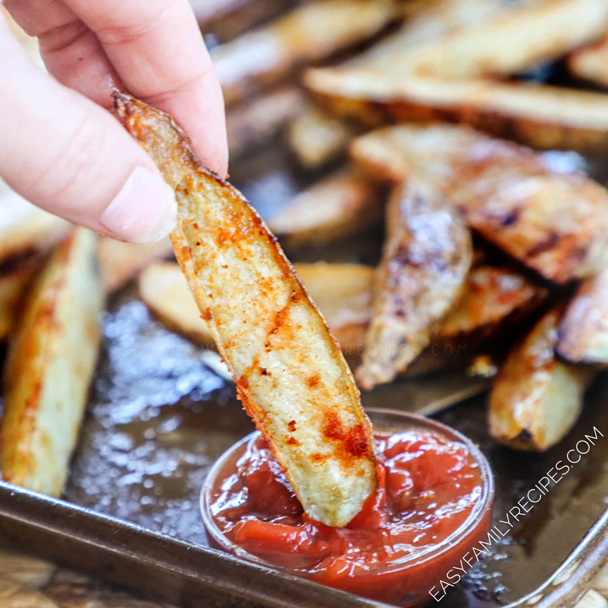 Easy Oven-Baked Potato Wedges: Crispy, Flavorful, No Frying